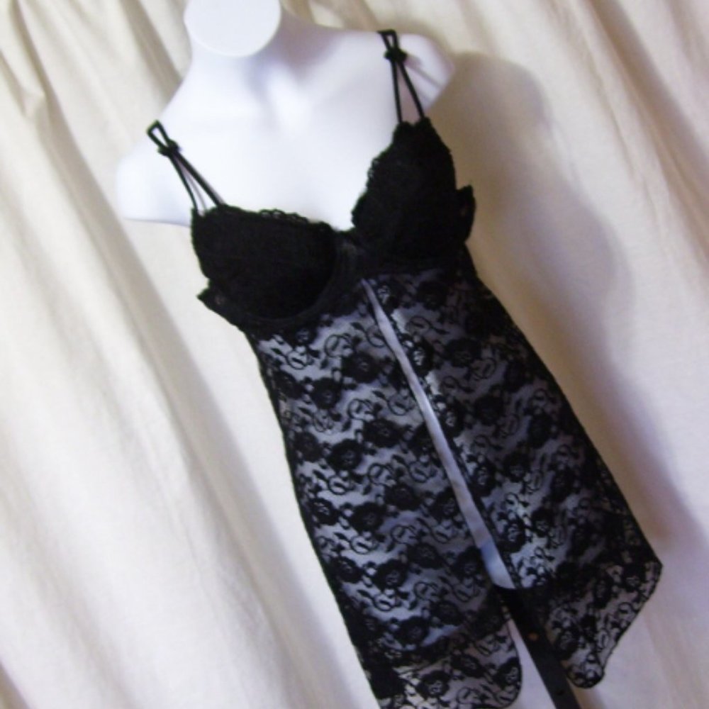 Rampage Black Lace Chemise Nightgown Size M NWOT